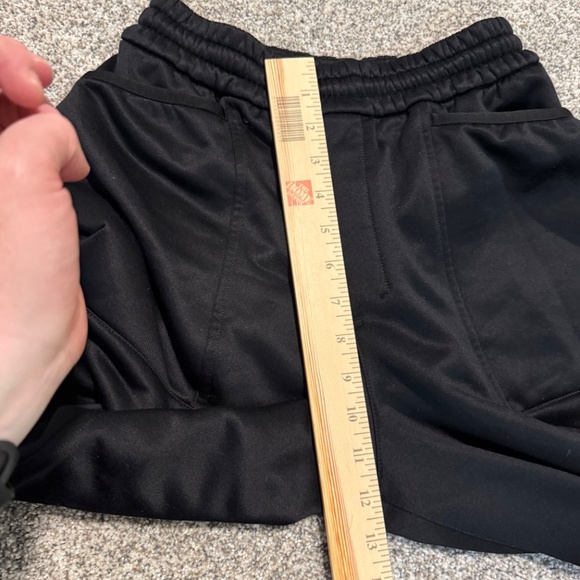 Lululemon Lab “Barrel Leg” Fleece Track Pants – Black (Size 6) | Cozy & Modern! - Picture 7 of 9